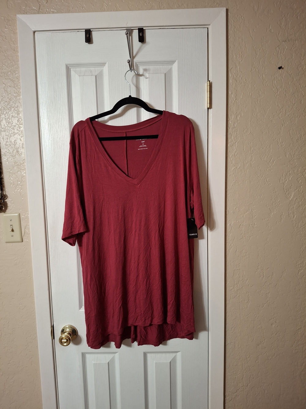 torrid Deep V-Neck Short Sleeve Tunic in Berry